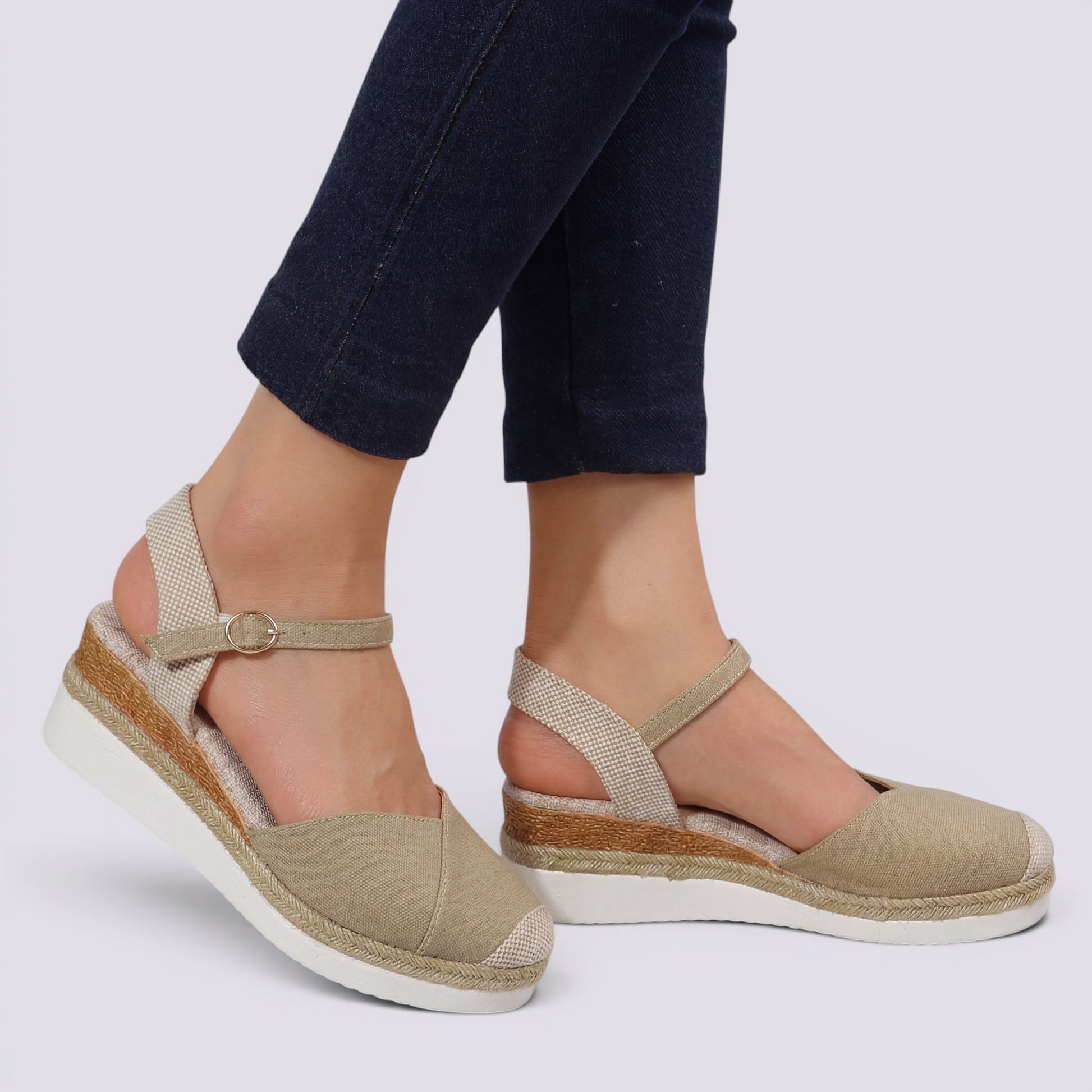 Sandalias Cuña Mujer Cerradas