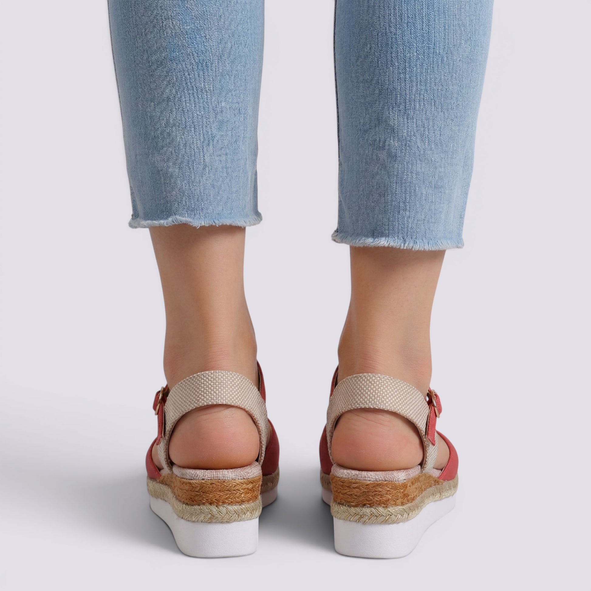 Sandalias Cuña Mujer Cerradas