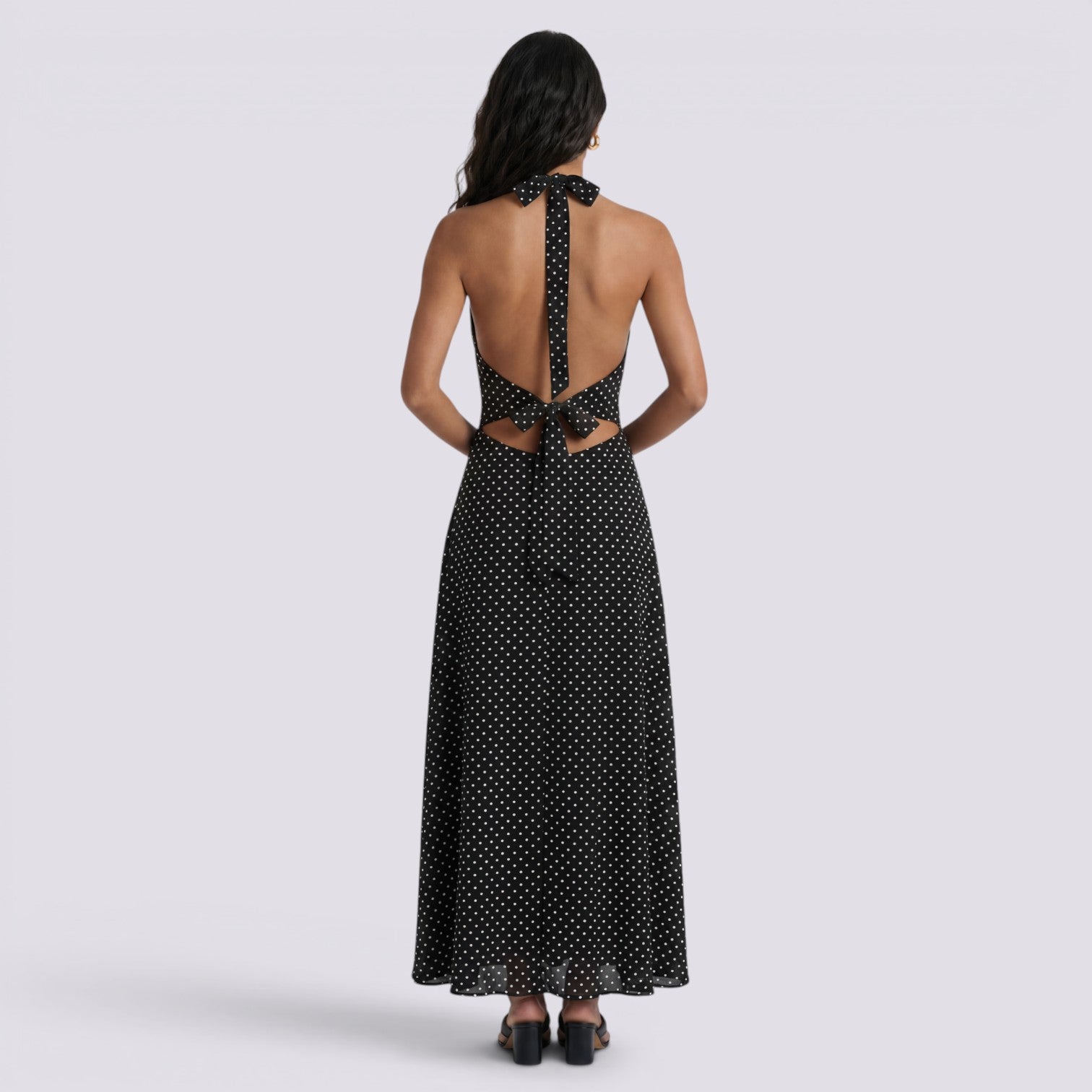 Vestido Negro Halter Lunares