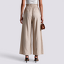 Pantalón Culotte Mujer Cintura Fruncida - Beige - Vista trasera
