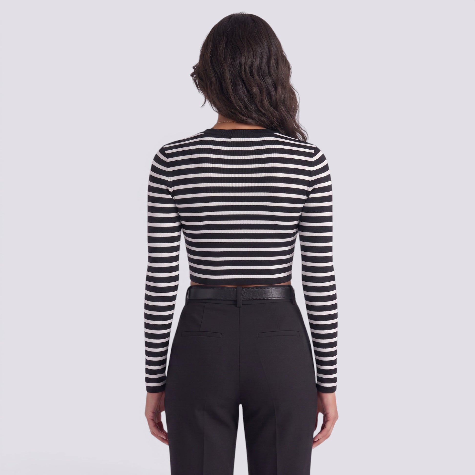 Camiseta Manga Larga Mujer Corta Entallada