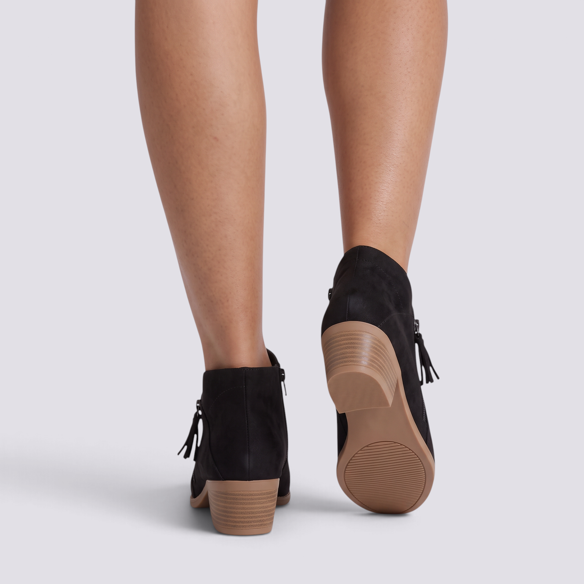 Botines Mujer Efecto Ante Tacón Medio Negro vista trasera