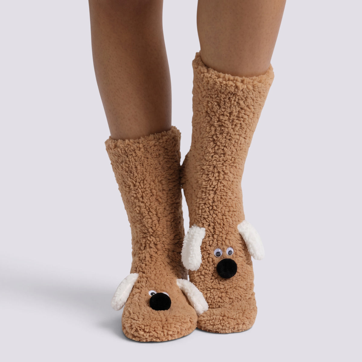 Calcetines altos de casa mujer perrito en camel, vista frontal