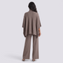 Conjunto Poncho Punto Mujer Pantalón Ancho - Camel - vista trasera
