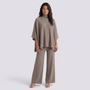 Conjunto Poncho Punto Mujer Pantalón Ancho - Camel - vista frontal