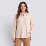 Camisa oversize de mujer con textura gofre en crema, vista frontal