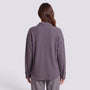 Camisa oversize de mujer con textura gofre en gris pizarra, vista trasera