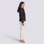 Chaqueta acolchada entallada con capucha en negro, vista lateral