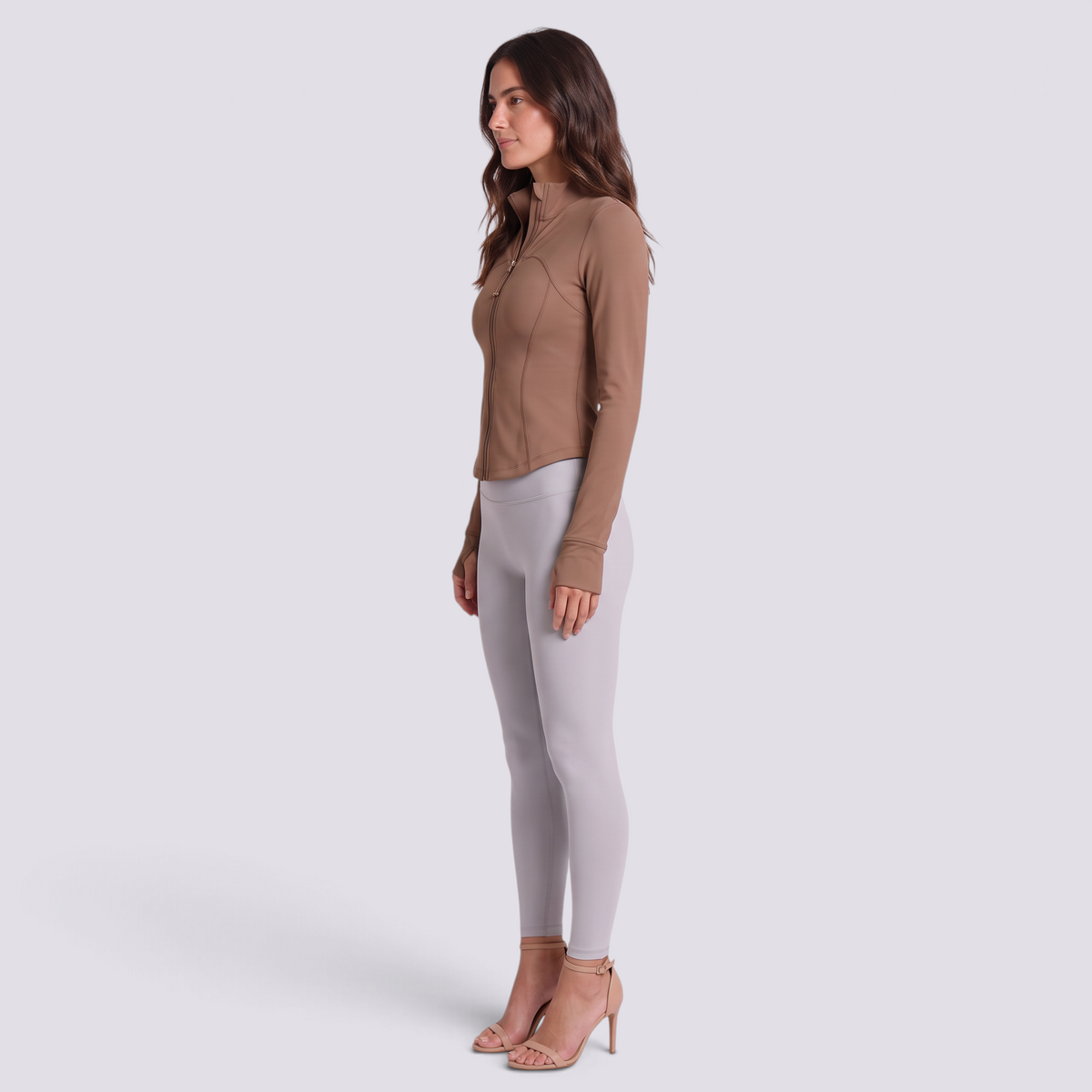 Chaqueta deportiva entallada en café, vista lateral