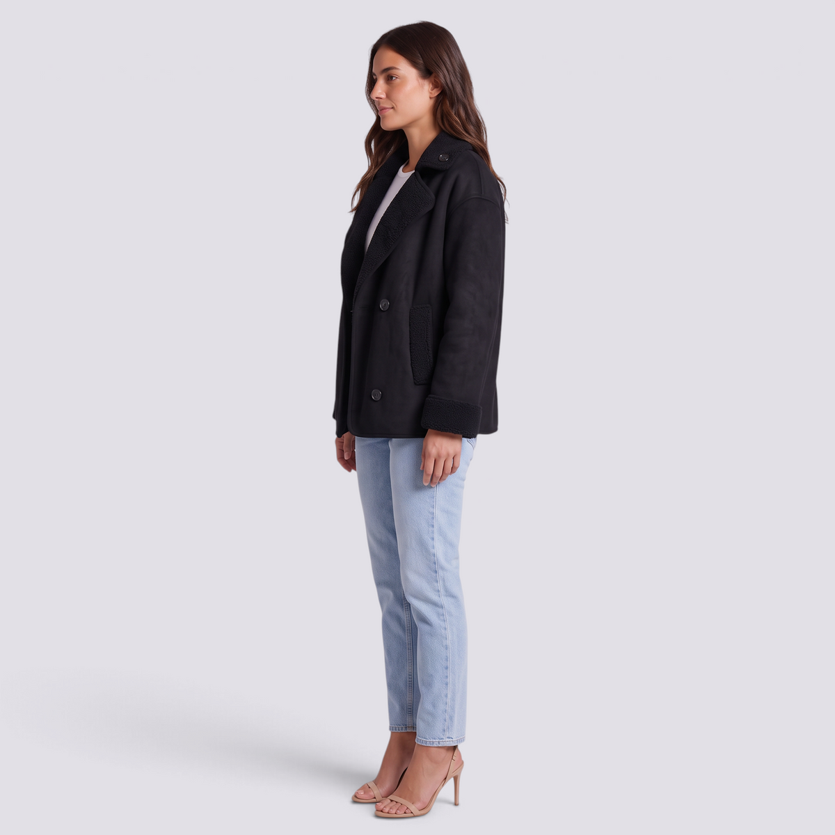 Chaqueta holgada mujer efecto ante negra con forro borreguito, vista lateral
