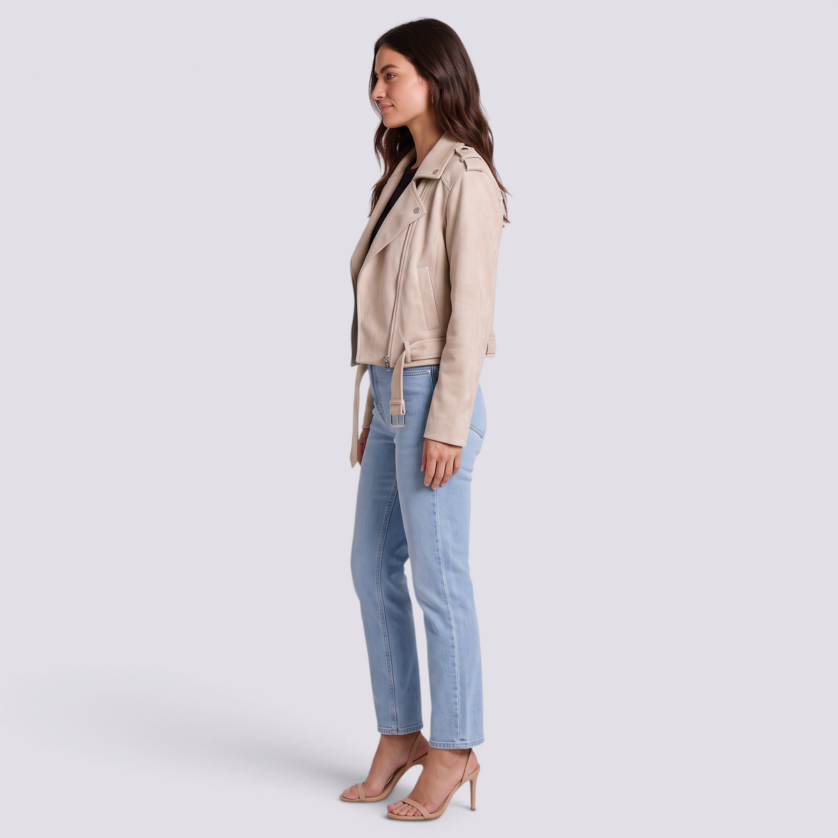 Chaqueta motera de mujer efecto ante con cinturón y solapas color albaricoque, vista lateral