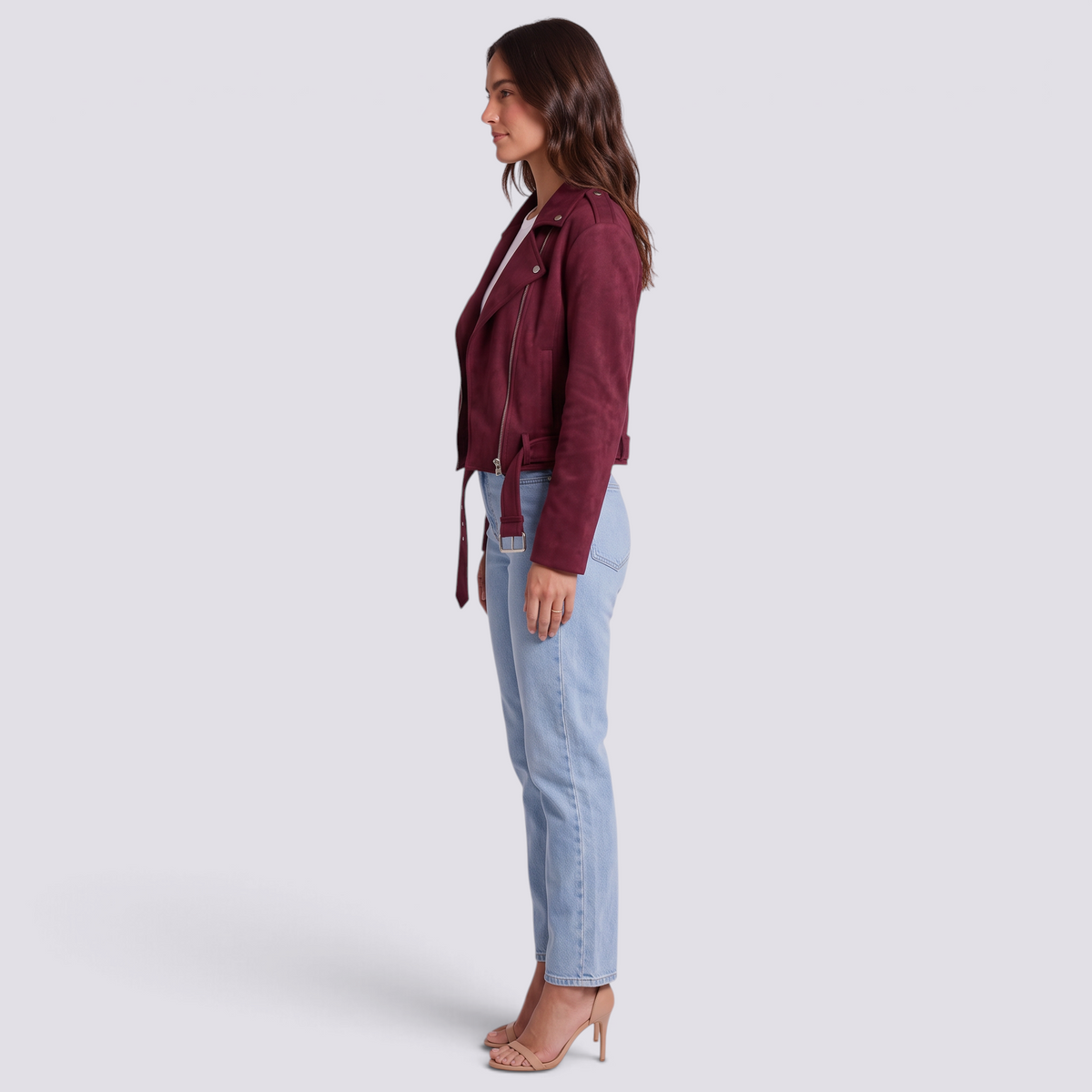 Chaqueta motera de mujer efecto ante con cinturón y solapas color burdeos, vista lateral
