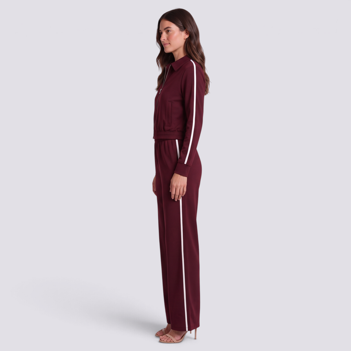 Conjunto deportivo mujer chaqueta corta y pantalón ancho, Burdeos, vista lateral