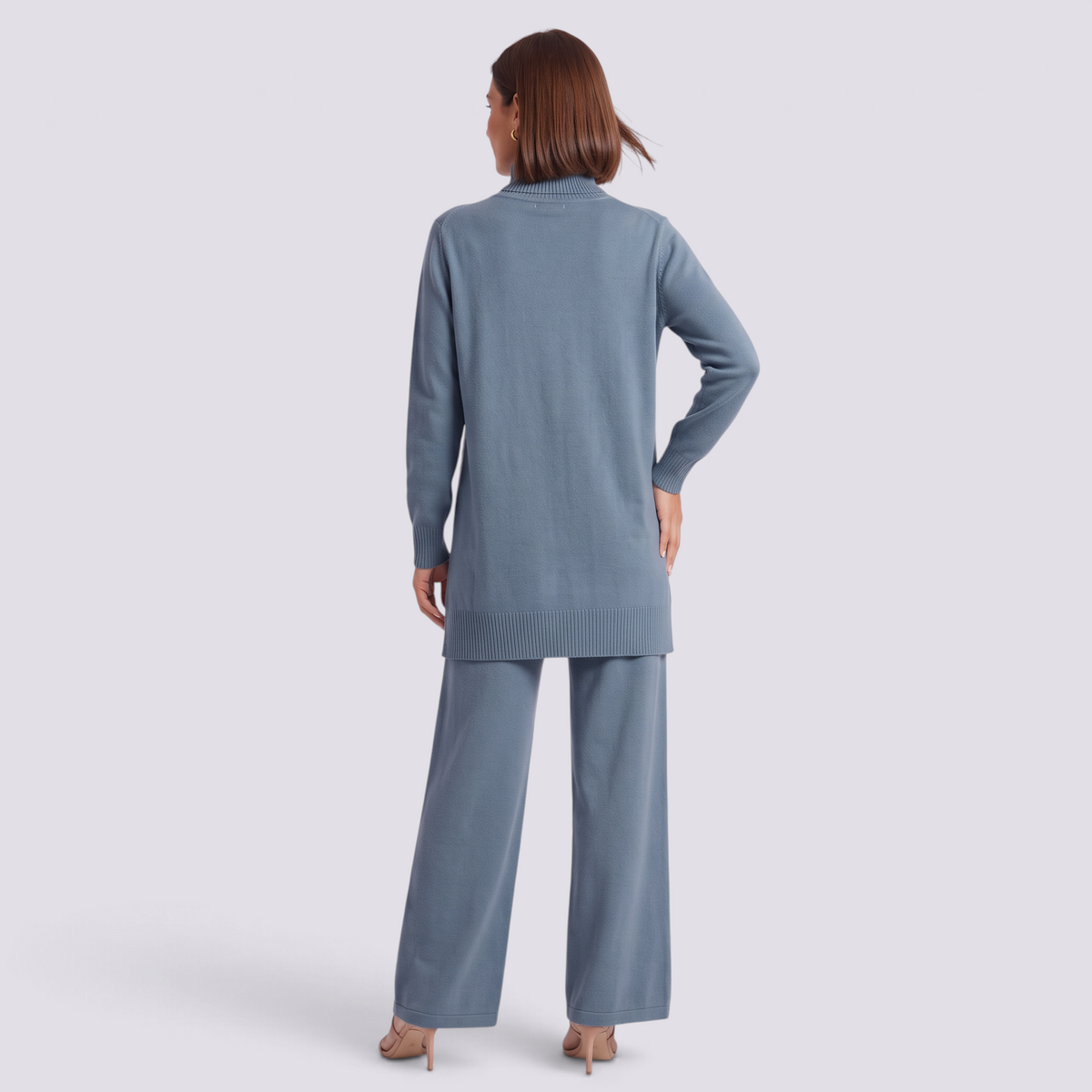 Conjunto jersey largo y pantalón ancho mujer en azul grisáceo, vista trasera