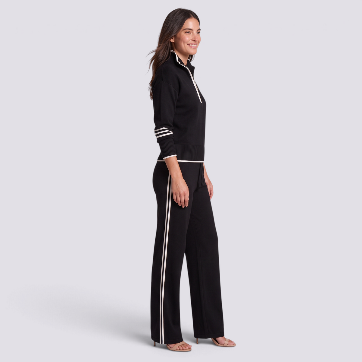 Conjunto mujer media cremallera y pantalón ancho negro, vista lateral