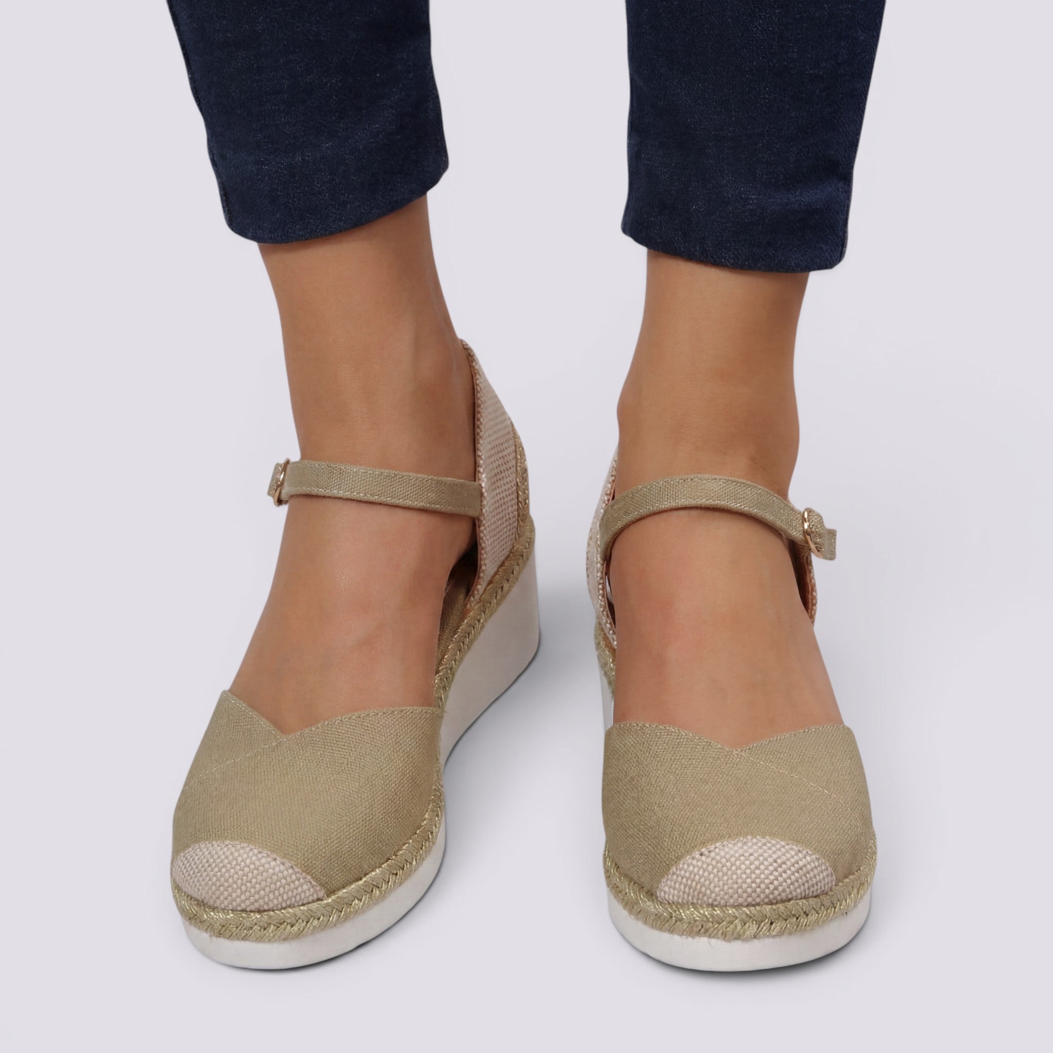 Sandalias Cuña Mujer Cerradas