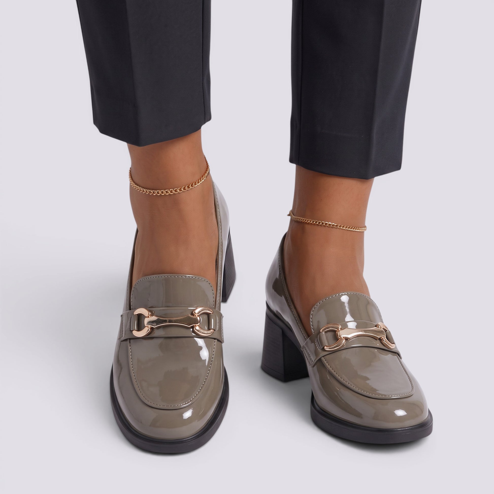 Zapatos Mocasín Mujer con Tacón Elegante
