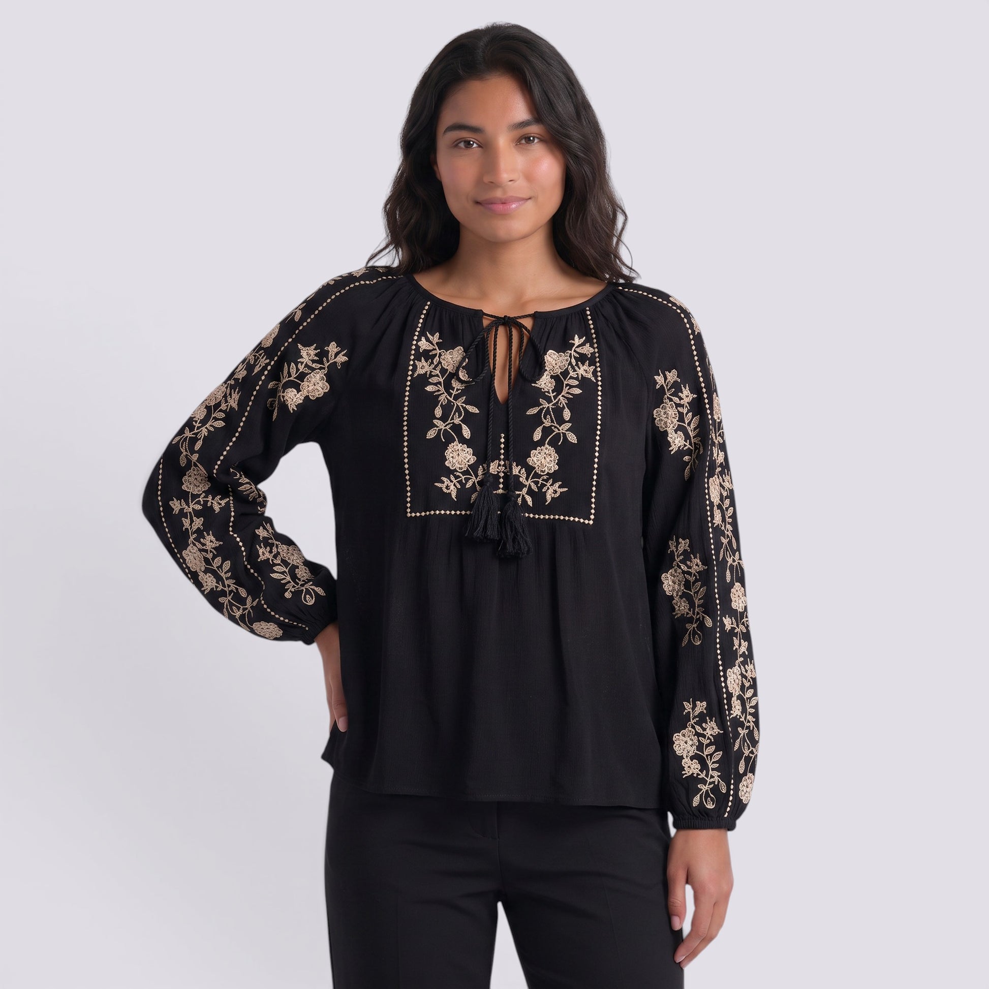 Blusa Mujer Manga Larga Bordada