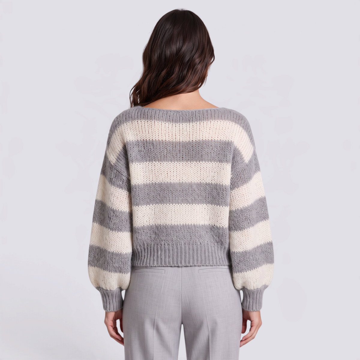 Jersey mujer rayas anchas cuello barco en gris y crema, vista trasera