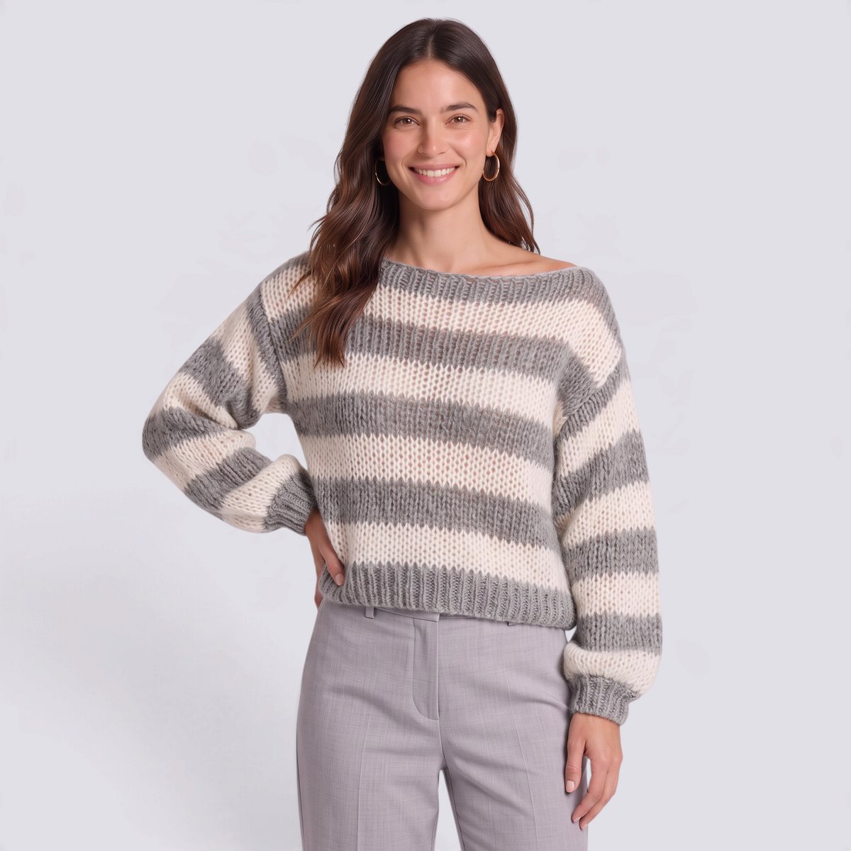 Jersey mujer rayas anchas cuello barco en gris y crema, vista frontal