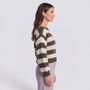 Jersey mujer rayas anchas cuello barco en verde oliva y crema, vista lateral