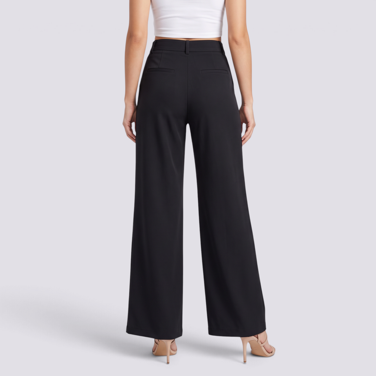 Pantalón de vestir de mujer de tiro alto y pernera ancha en negro, vista trasera
