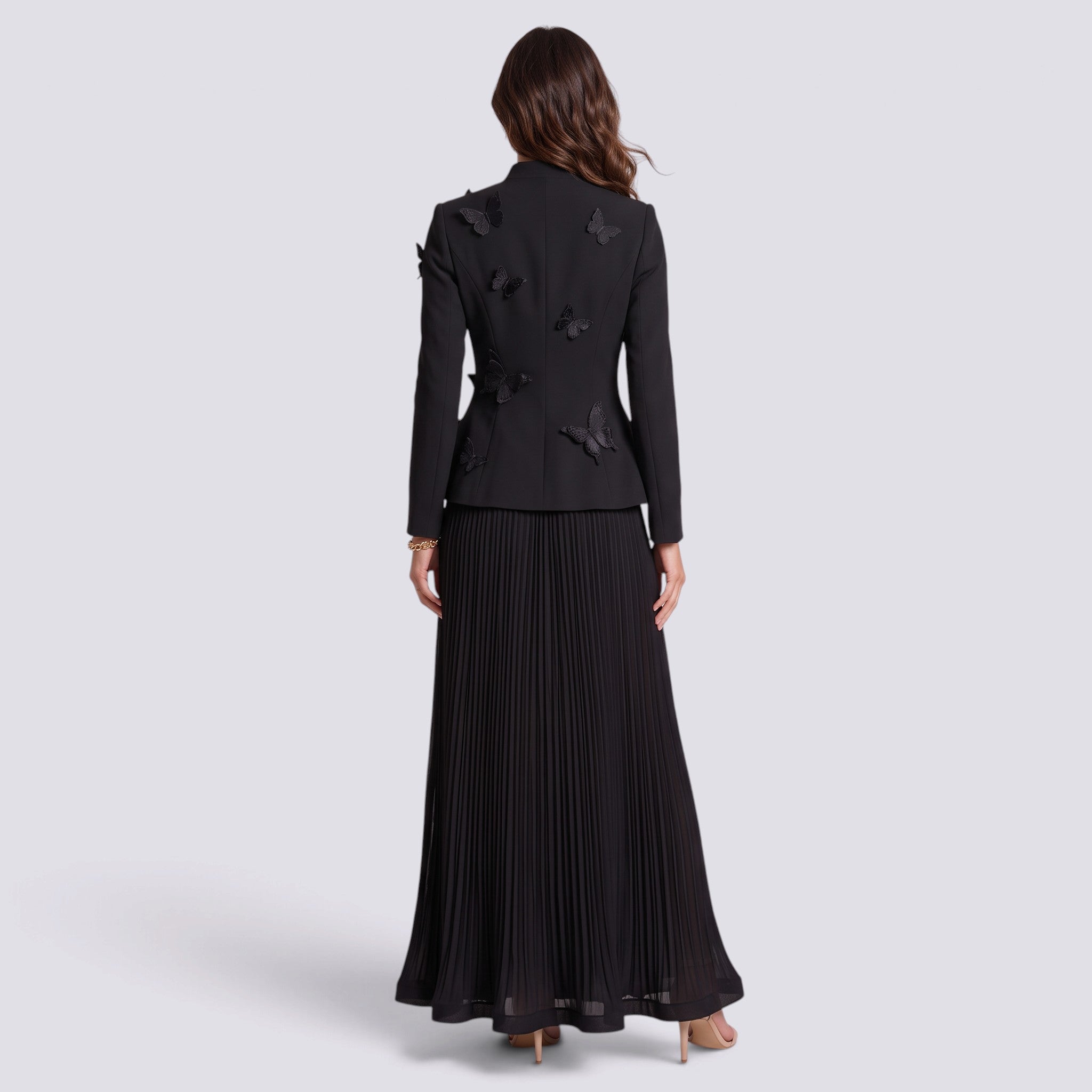 Conjunto Mujer Chaqueta y Falda Plisada