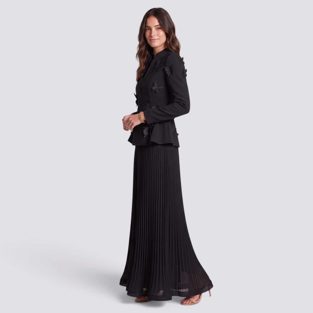 Conjunto Mujer Chaqueta y Falda Plisada