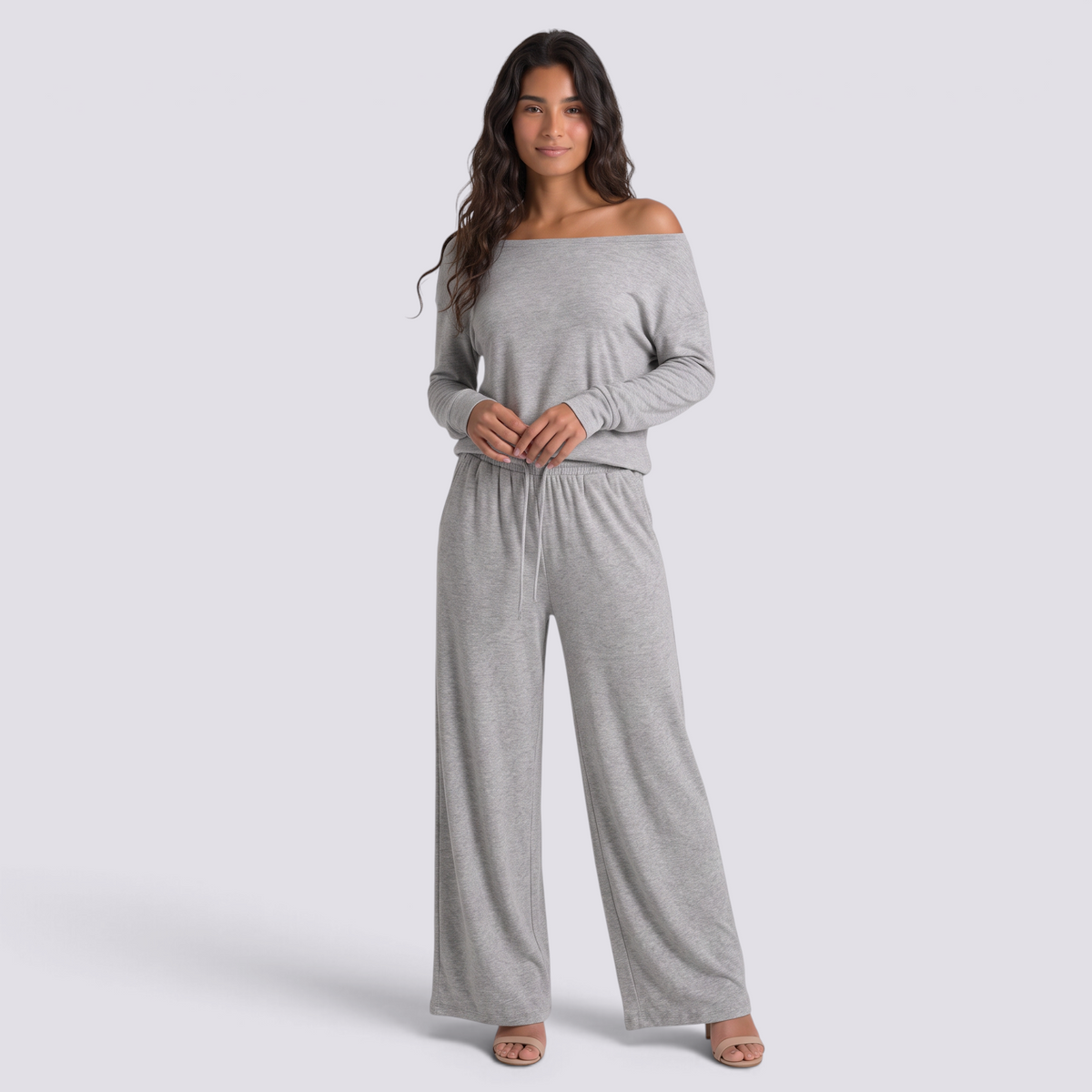 Conjunto Mujer Camiseta Hombros Descubiertos y Pantalón Ancho Gris Claro vista frontal