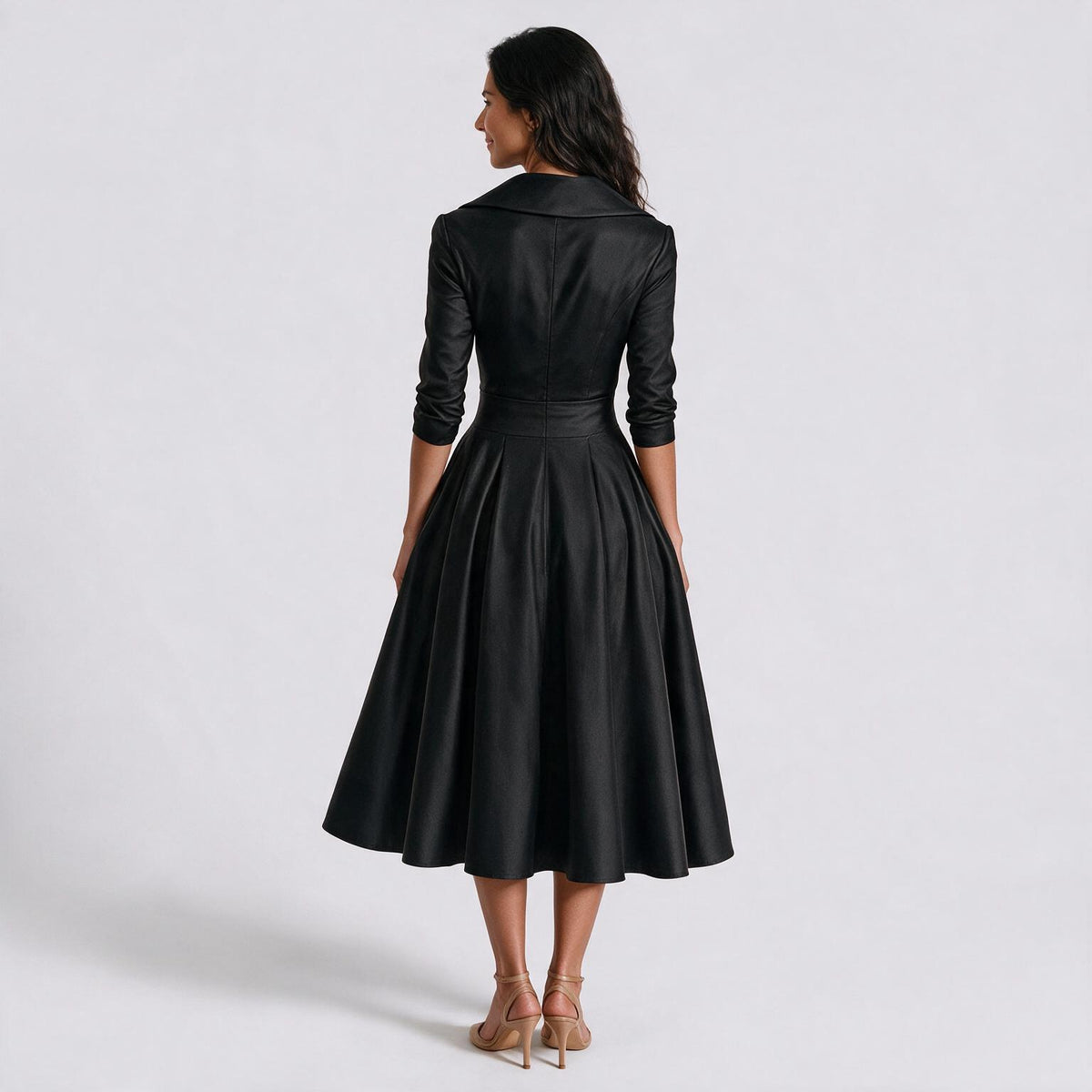 Vestido entallado manga larga color negro, vista trasera