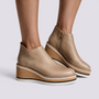 Botines Planos con Cremallera Lateral Mujer - Beige - Vista Lateral