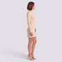 Vestido mini de punto canalé color albaricoque con cuello alto, vista lateral