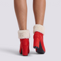 Botines mujer rojos con borde de pelo crema, vista trasera
