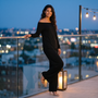 Conjunto Mujer Camiseta Hombros Descubiertos y Pantalón Ancho Negro look de terraza