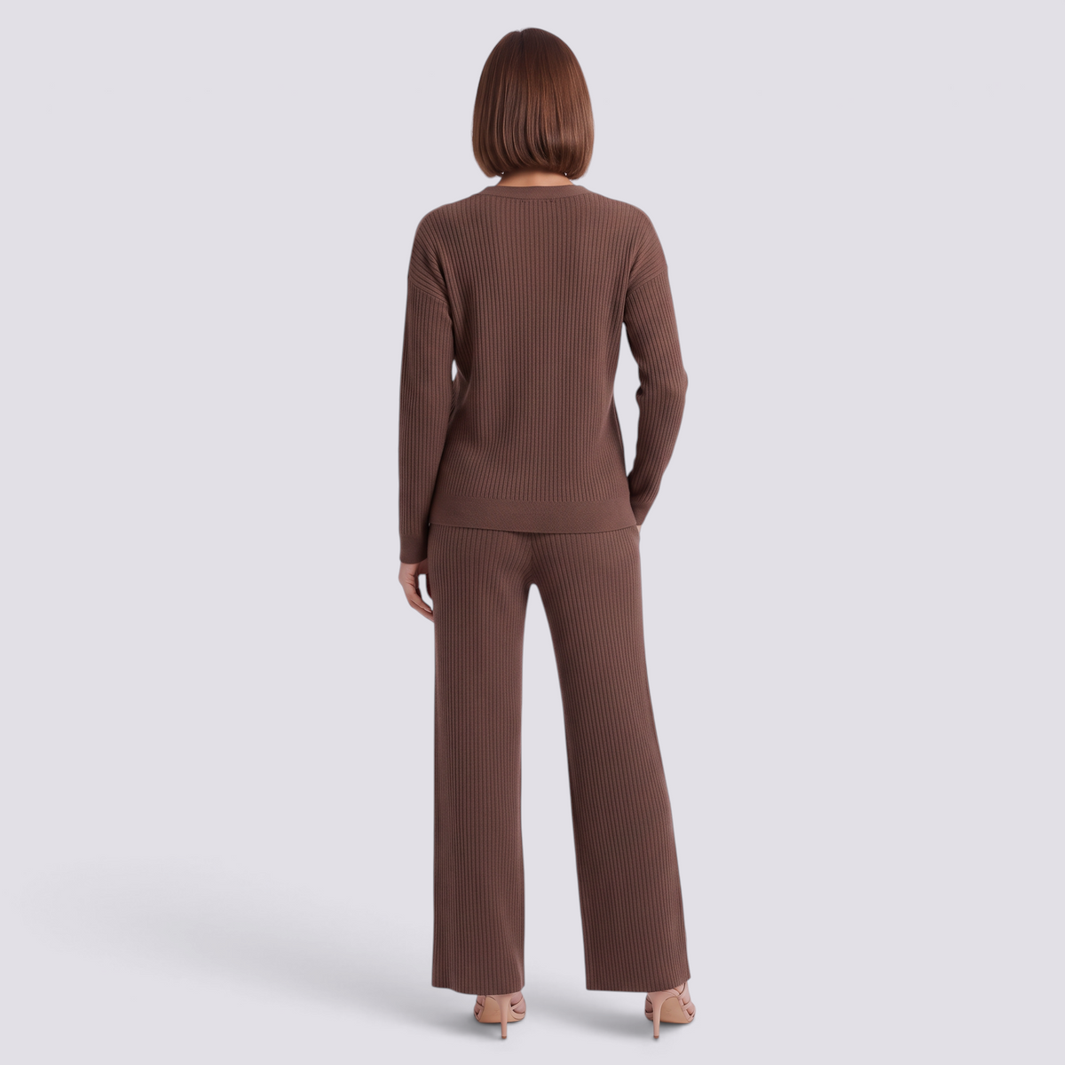 Conjunto Punto Mujer Pantalón Ancho - Café - Espalda