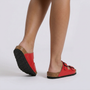 Sandalias planas mujer hebilla doble corcho rojo vista trasera