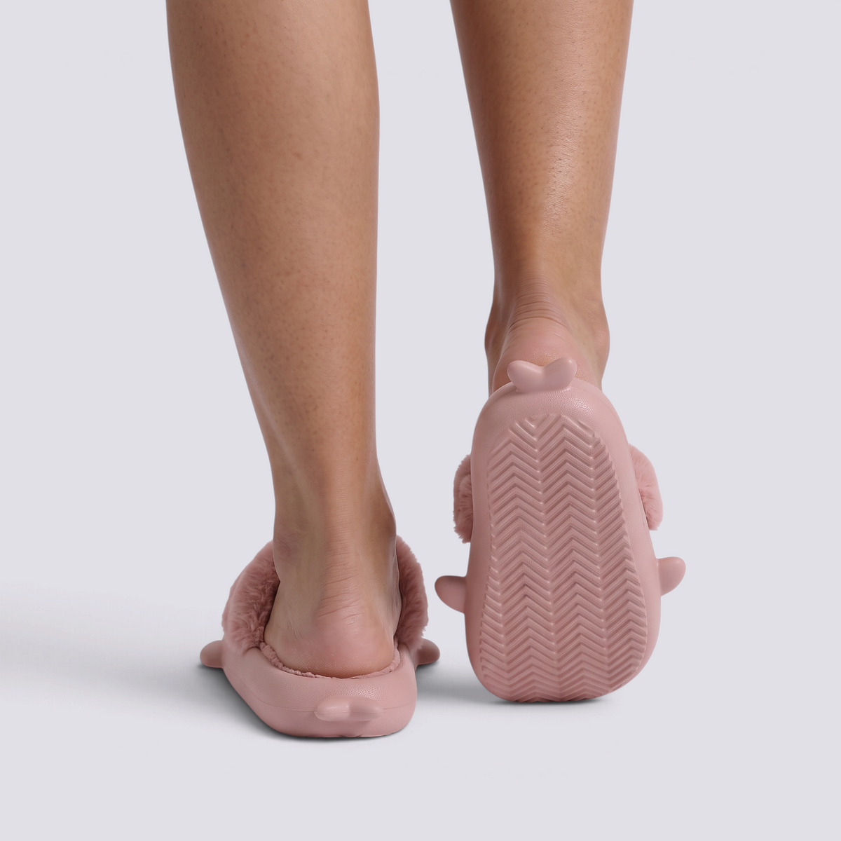 Zapatillas de casa mujer tiburón rosa con forro de peluche extraíble, vista trasera