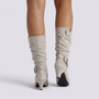 Botas slouch mujer beige vista trasera