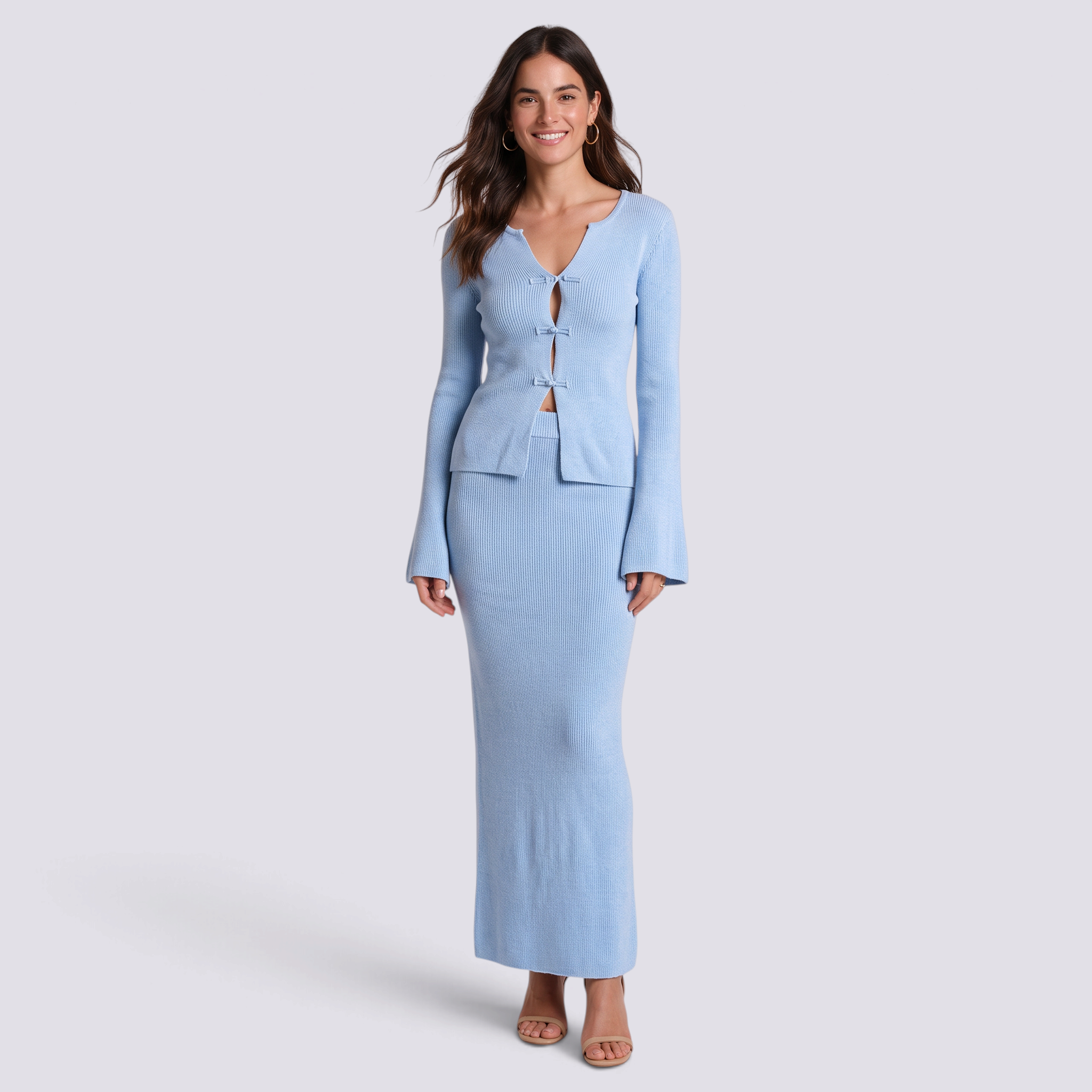 Conjunto mujer cárdigan manga campana y falda larga azul claro, vista frontal