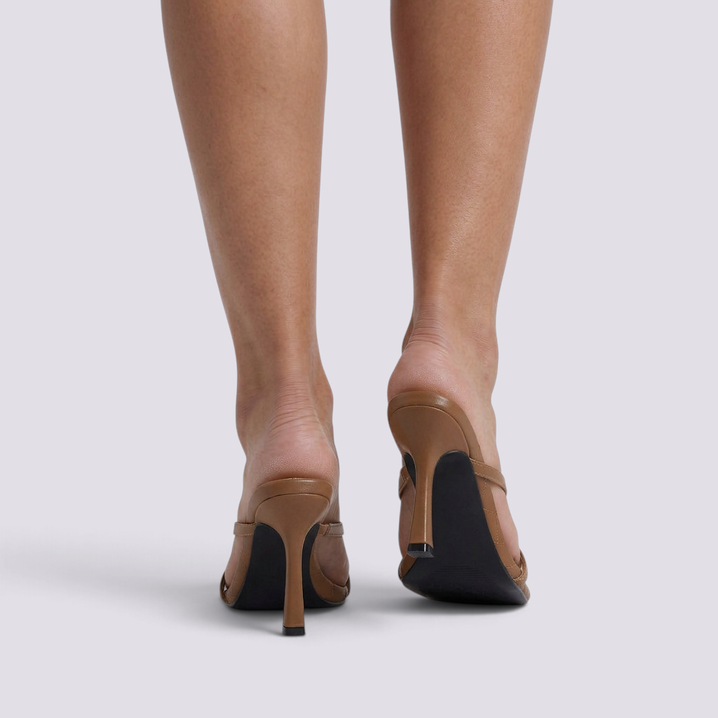 Sandalias de tacón de dedo mujer bronce vista trasera