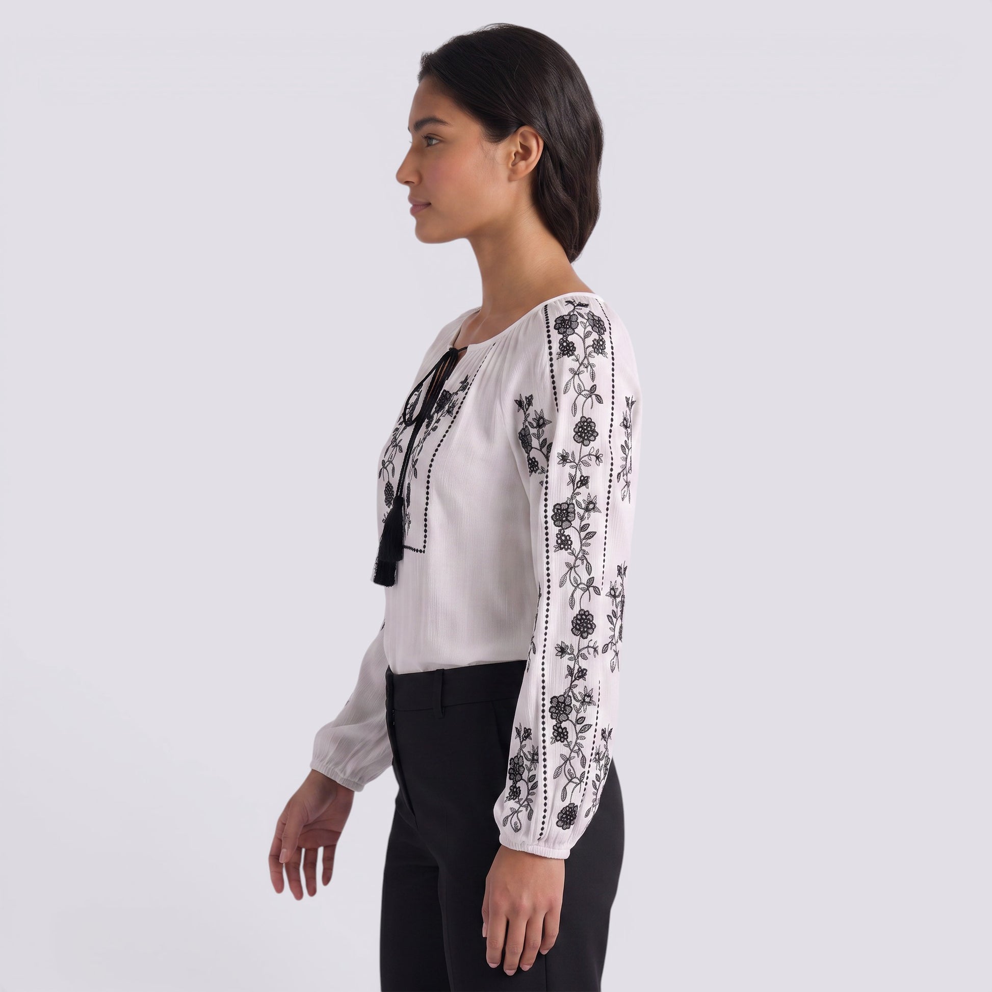Blusa Mujer Manga Larga Bordada