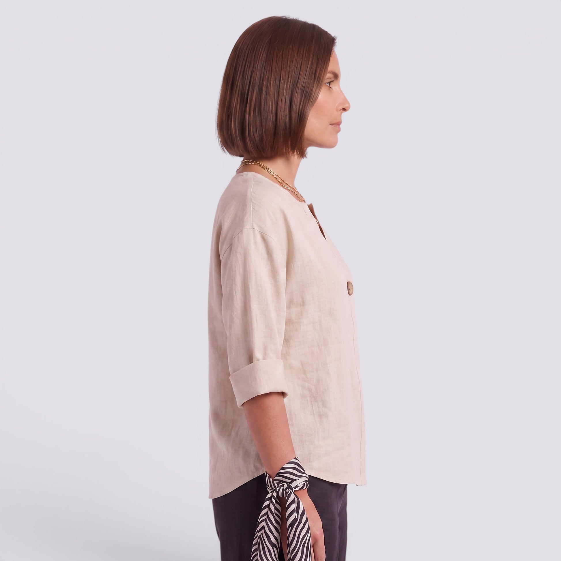 Blusa Mujer Elegante Manga Larga Escote Pico Botonada