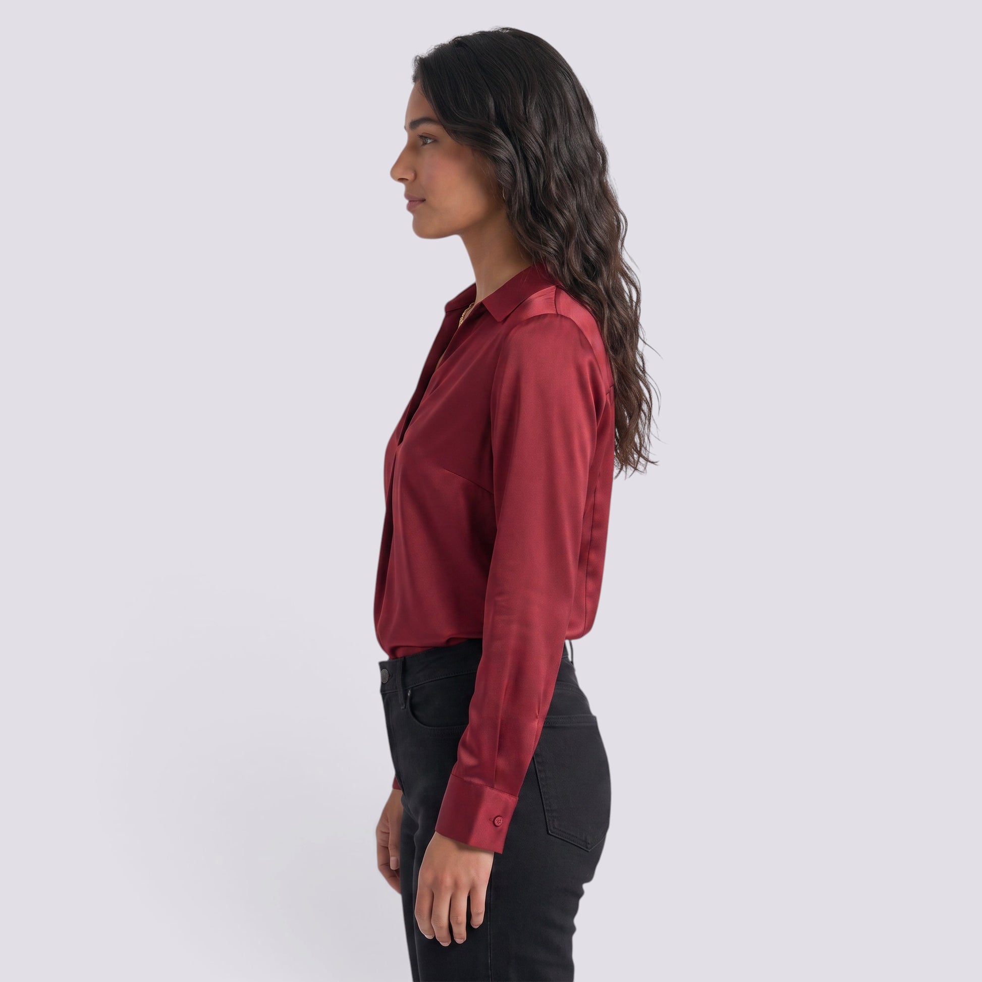 Camisa Mujer Satinada Cuello V Manga Larga