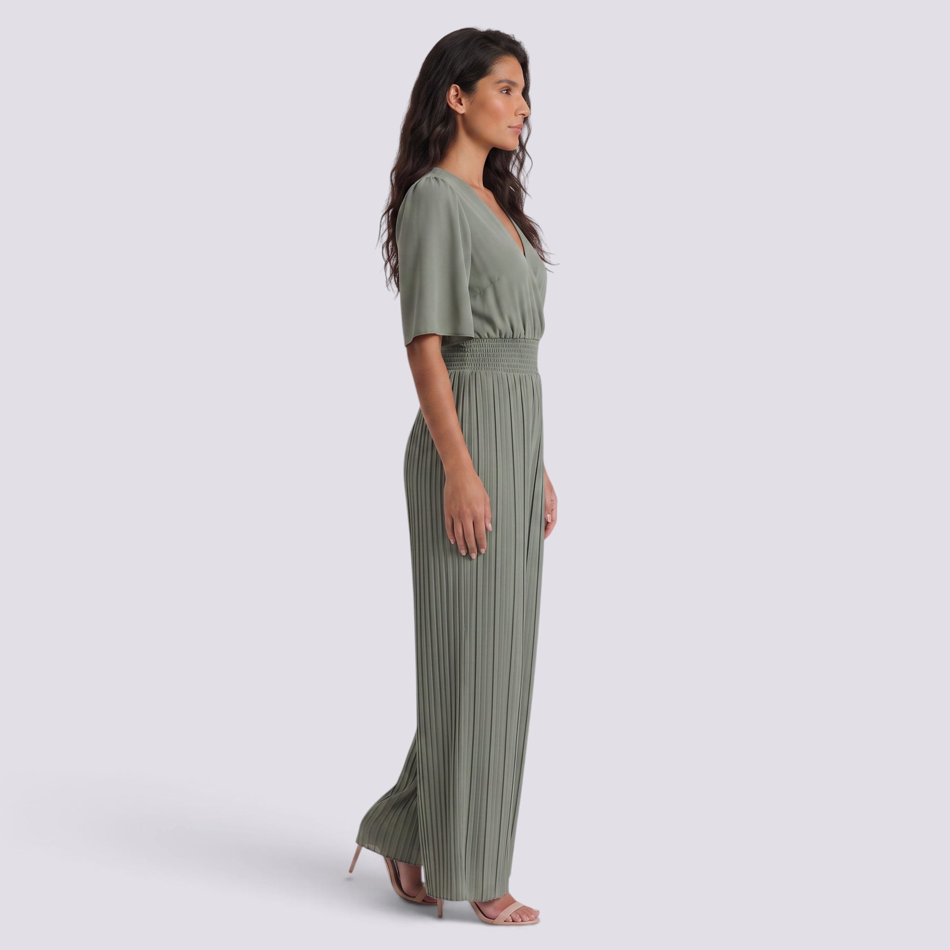 Mono Mujer Elegante de Pernera Ancha Escote Pico Cropped