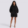 Sudadera manta de mujer oversize con capucha y bolsillo canguro color negro, vista frontal