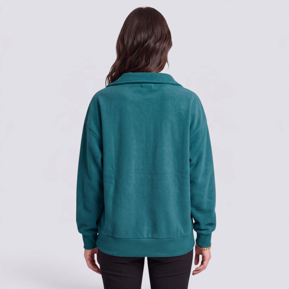 Sudadera mujer oversize con media cremallera y cuello solapa en color verde océano, vista trasera