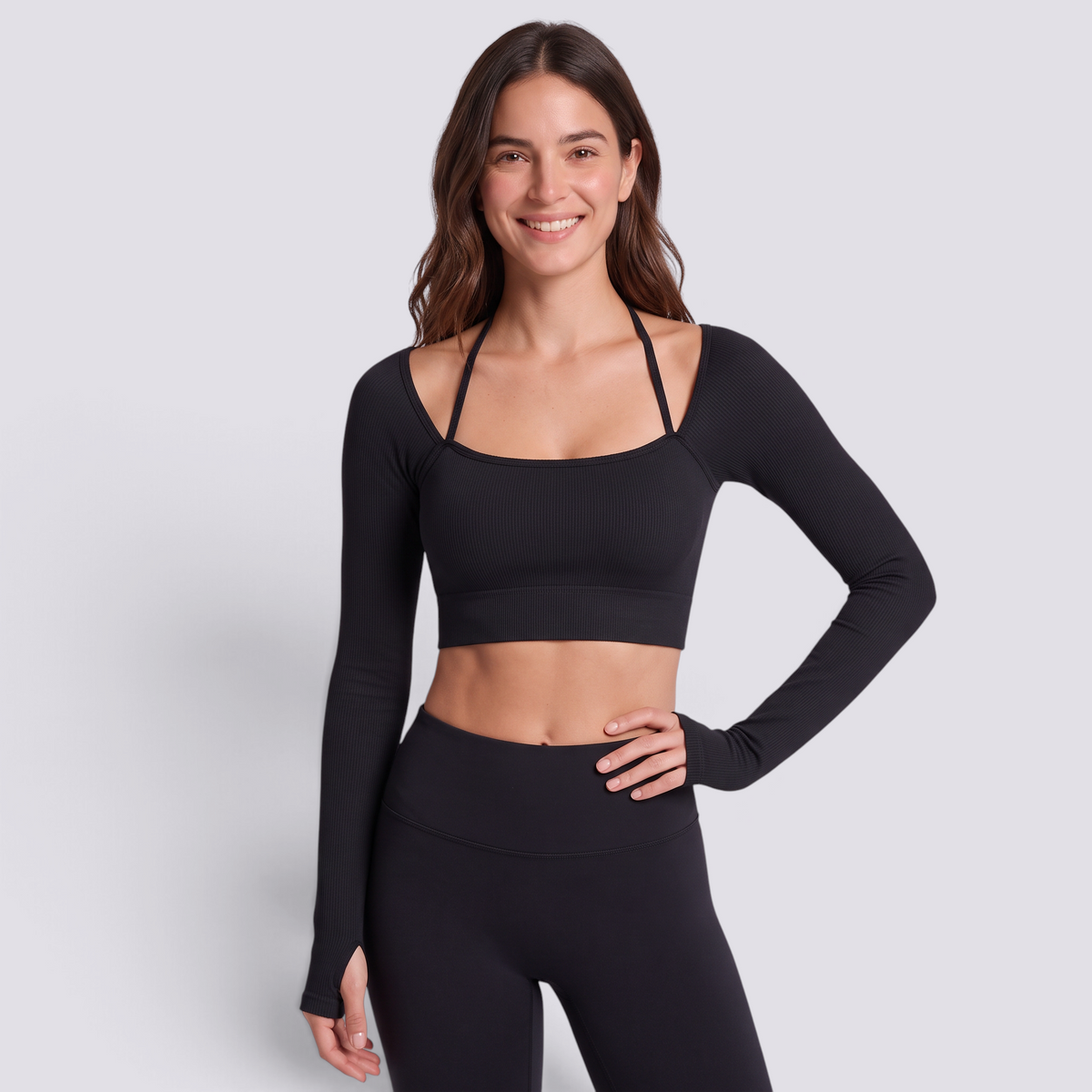 Top deportivo mujer manga larga escote cuadrado negro, vista frontal