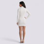 Vestido jersey ajustado de mujer color blanco con cuello alto y manga larga, vista trasera