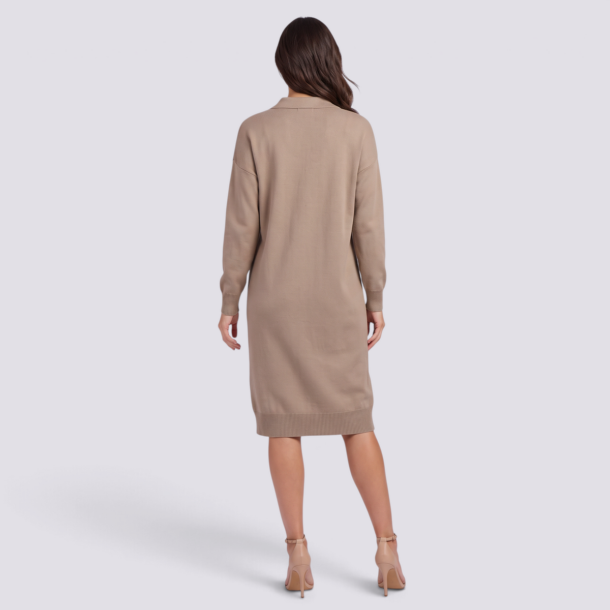 Vestido jersey de mujer con cuello polo y botones en beige, vista trasera