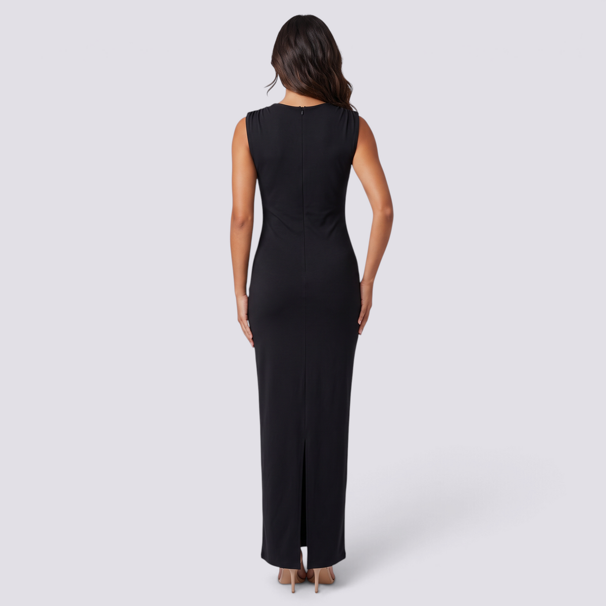 Vestido largo mujer sin mangas fruncido ajustado en negro, vista trasera
